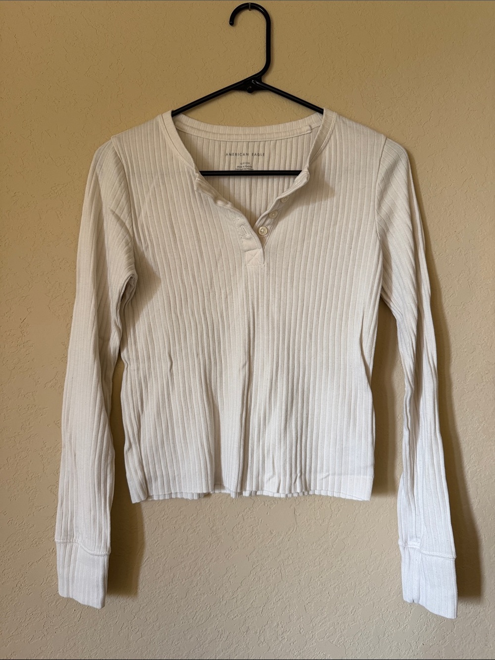 American Eagle long sleeve